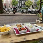 Canal View House - 17th Century Town House Amsterdam