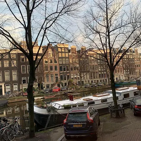 Canal View House - 17th Century Town House Apartman