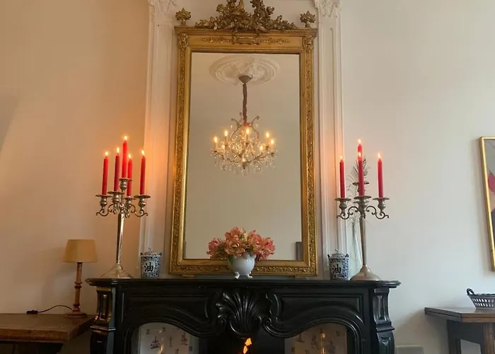 Canal View House - 17th Century Town House Appartement