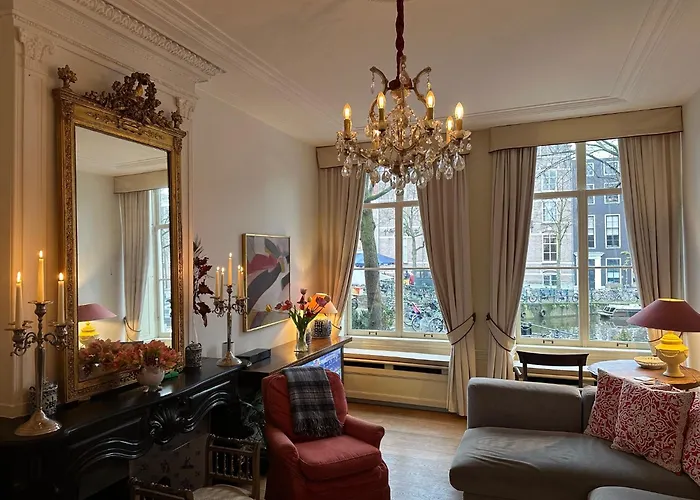 Canal View House - 17th Century Town House Appartement